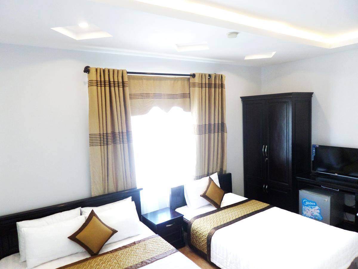 Crown Hotel Da Nang Exterior photo